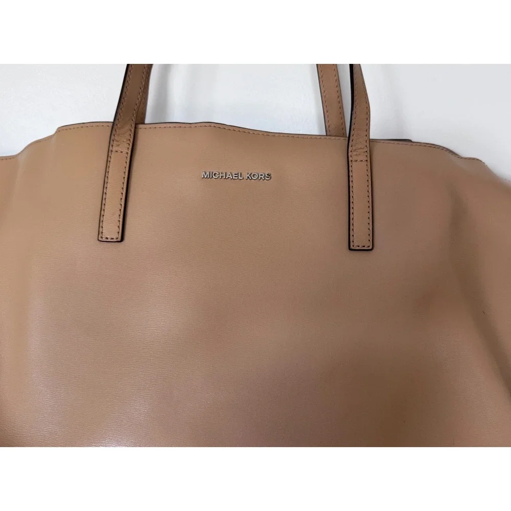 Michael Kors Large Tan Leather Tote Bag Shoulder Carryall Beige Silver Logo